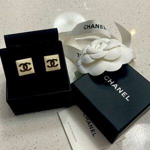 Brand New Never Worn square cream and black CC earrings.
